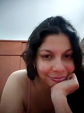 Snapshot of Carliina_Soussa chatting on February 28, 5:04 am Carliina Soussa online show from February 28, 5:04 am