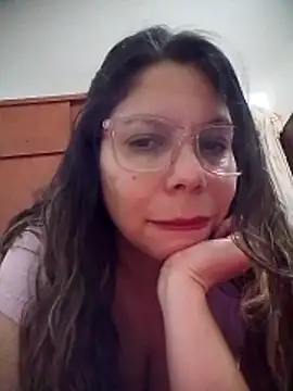 Snapshot of Carliina_Soussa chatting on June 9, 11:39 pm Carliina Soussa online show from June 9, 11:39 pm
