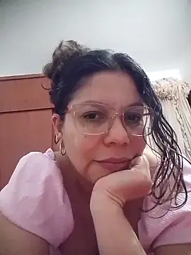 Snapshot of Carliina_Soussa chatting on June 17, 12:00 am Carliina Soussa online show from June 17, 12:00 am