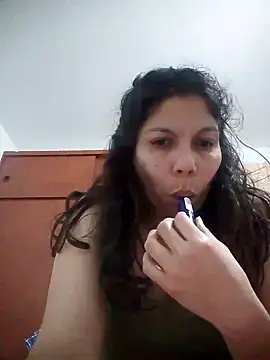 Snapshot of Carliina_Soussa chatting on March 15, 4:35 am Carliina Soussa online show from March 15, 4:35 am