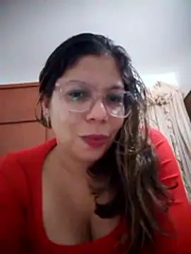 Snapshot of Carliina_Soussa chatting on January 11, 1:56 am Carliina Soussa online show from January 11, 1:56 am