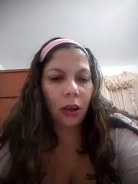 Carliina Soussa online show from November 12, 11:30 pm