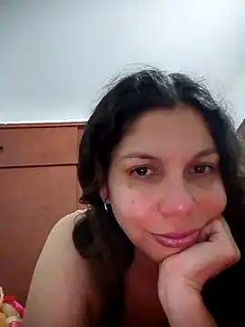 Snapshot of Carliina_Soussa chatting on March 1, 2:04 am Carliina Soussa online show from March 1, 2:04 am