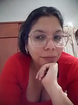 Snapshot of Carliina_Soussa chatting on June 26, 10:37 pm Carliina Soussa online show from June 26, 10:37 pm