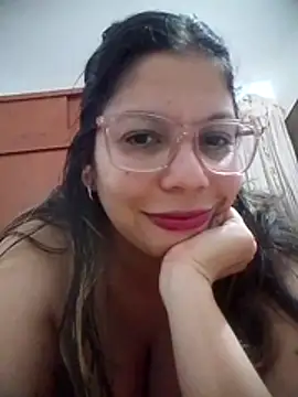 Carliina Soussa online show from April 8, 11:28 pm