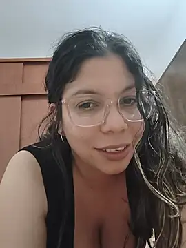 Snapshot of Carliina_Soussa chatting on July 9, 11:26 pm Carliina Soussa online show from July 9, 11:26 pm
