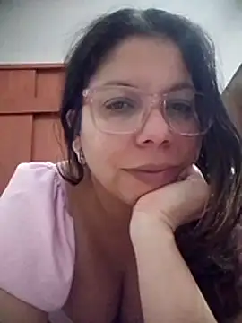 Snapshot of Carliina_Soussa chatting on June 22, 1:00 am Carliina Soussa online show from June 22, 1:00 am