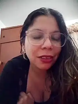 Snapshot of Carliina_Soussa chatting on June 7, 1:00 am Carliina Soussa online show from June 7, 1:00 am