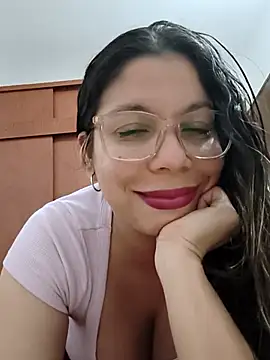 Snapshot of Carliina_Soussa chatting on July 5, 11:00 pm Carliina Soussa online show from July 5, 11:00 pm