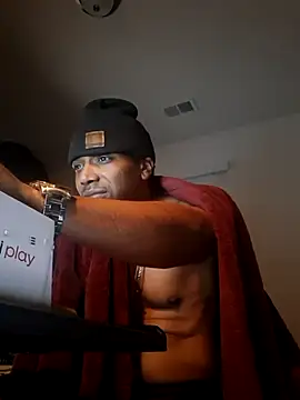 bigboytoy912 online show from March 22, 7:21 am