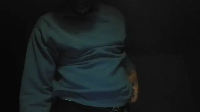 bigboytoy912 online show from April 24, 7:10 am