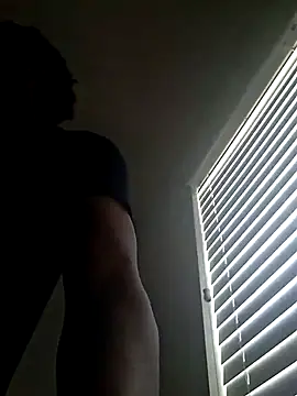 bigboytoy912 online show from April 28, 10:36 pm