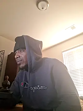 bigboytoy912 online show from March 31, 11:34 am