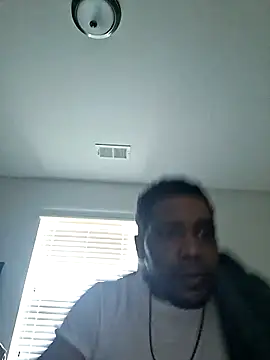 Snapshot of bigboytoy912 chatting on June 22, 4:26 pm bigboytoy912 online show from June 22, 4:26 pm