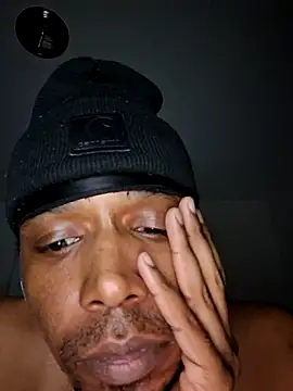 bigboytoy912 online show from March 15, 8:21 am