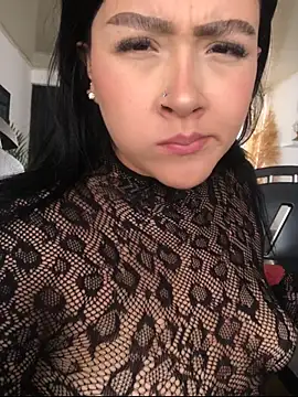 Abigail Cowen online show from October 9, 4:18 pm