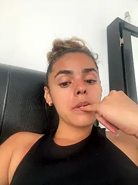 Snapshot of ZoeJohnsoon chatting on November 19, 5:13 pm ZoeJohnsoon online show from November 19, 5:13 pm