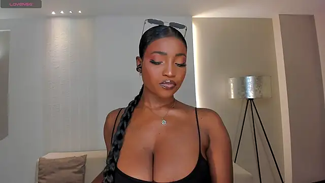 SavannahStorm online show from November 14, 7:17 pm