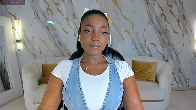 SavannahStorm online show from March 15, 5:31 pm