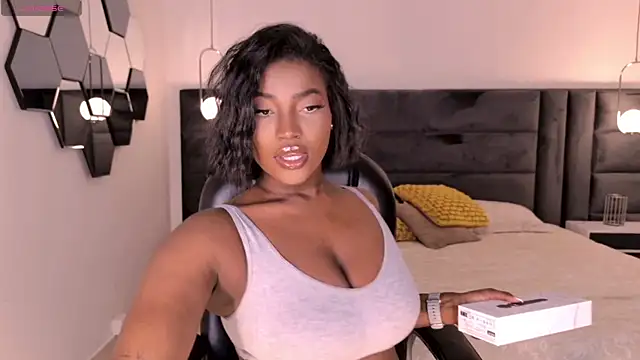 SavannahStorm online show from July 27, 7:43 pm