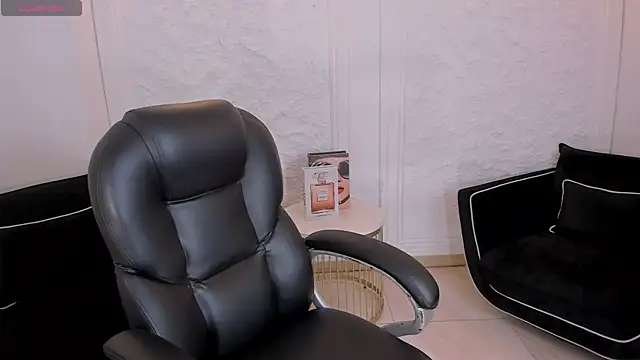 SavannahStorm online show from June 27, 12:22 pm