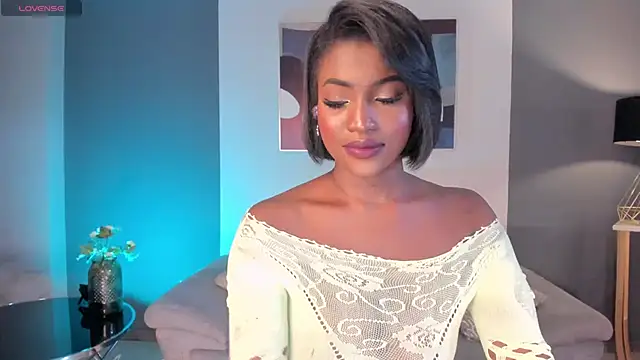Snapshot of SavannahStorm chatting on February 27, 3:59 pm SavannahStorm online show from February 27, 3:59 pm