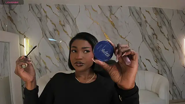 SavannahStorm online show from March 27, 9:05 pm