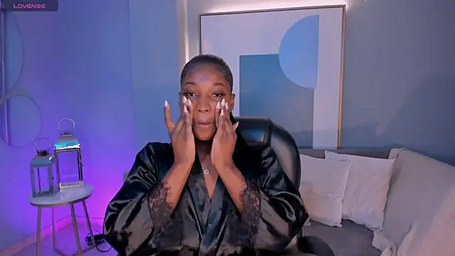 SavannahStorm online show from December 4, 10:47 am