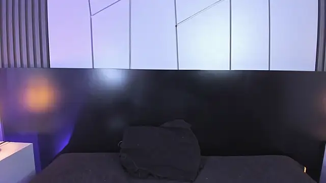 liz goth online show from March 6, 5:22 pm