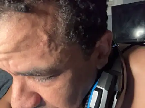 Tjskigh online show from February 19, 11:01 pm