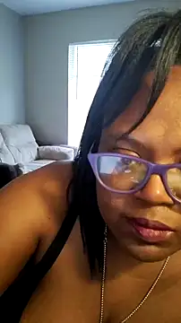 Snapshot of Needmehard chatting on December 15, 6:37 pm Needmehard online show from December 15, 6:37 pm