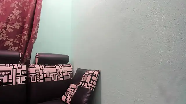 Nathaly love96 online show from March 19, 6:19 pm