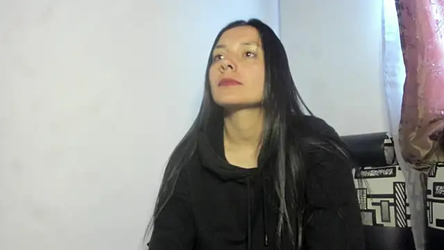 Snapshot of Nathaly_love96 chatting on June 7, 11:48 am Nathaly love96 online show from June 7, 11:48 am