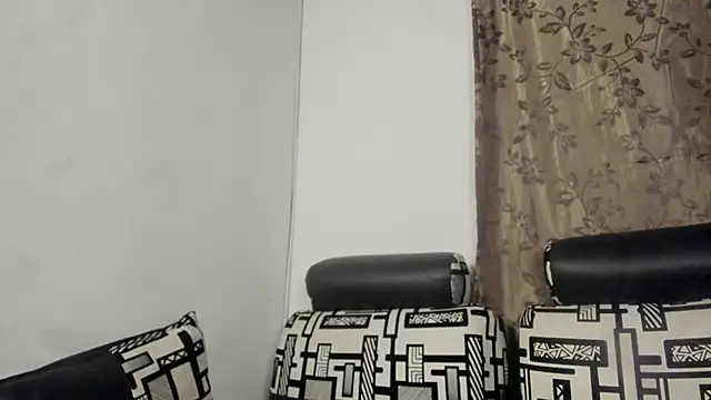 Snapshot of Nathaly_love96 chatting on April 26, 1:47 am Nathaly love96 online show from April 26, 1:47 am