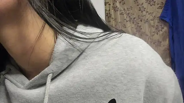 Snapshot of Nathaly_love96 chatting on April 23, 11:17 pm Nathaly love96 online show from April 23, 11:17 pm