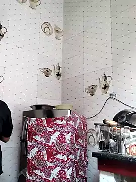 illay love online show from November 4, 5:22 am