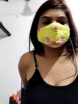 illay love online show from April 9, 6:25 pm