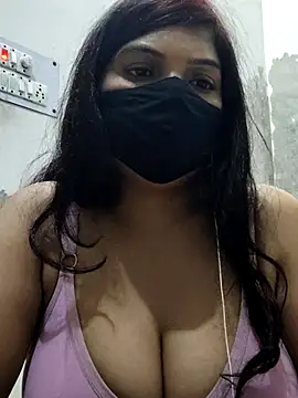 illay love online show from October 30, 7:00 pm