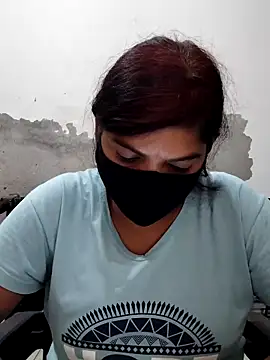 illay love online show from October 31, 7:05 am