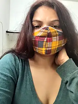 Snapshot of illay_love chatting on February 21, 9:11 am illay love online show from February 21, 9:11 am