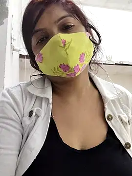 Snapshot of illay_love chatting on February 10, 7:35 pm illay love online show from February 10, 7:35 pm