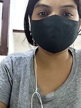 illay love online show from October 21, 5:01 pm