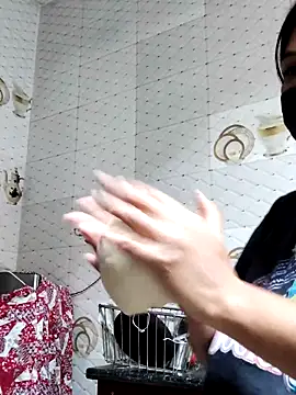 illay love online show from April 12, 3:10 am