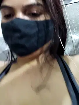 illay love online show from April 14, 5:40 pm