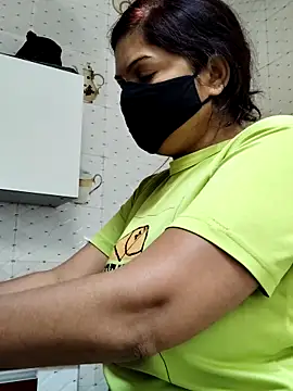 illay love online show from December 1, 6:36 am