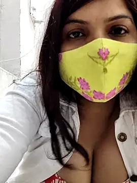 Snapshot of illay_love chatting on February 4, 5:30 pm illay love online show from February 4, 5:30 pm