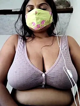 Snapshot of illay_love chatting on March 4, 8:44 am illay love online show from March 4, 8:44 am