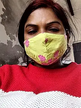 Snapshot of illay_love chatting on February 9, 7:17 am illay love online show from February 9, 7:17 am