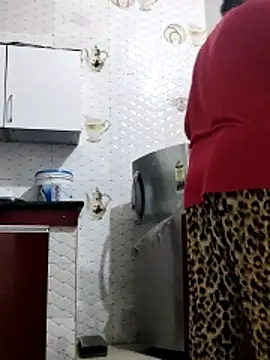 illay love online show from March 19, 2:17 pm