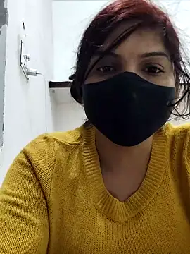 Snapshot of illay_love chatting on February 2, 7:35 pm illay love online show from February 2, 7:35 pm